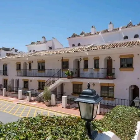 Apartamento Con Piscina *